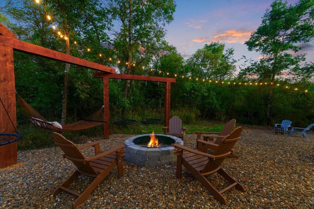 Under The Stars - Secluded, Hot Tub, Firepit, Games Villa Броукън Боу Екстериор снимка