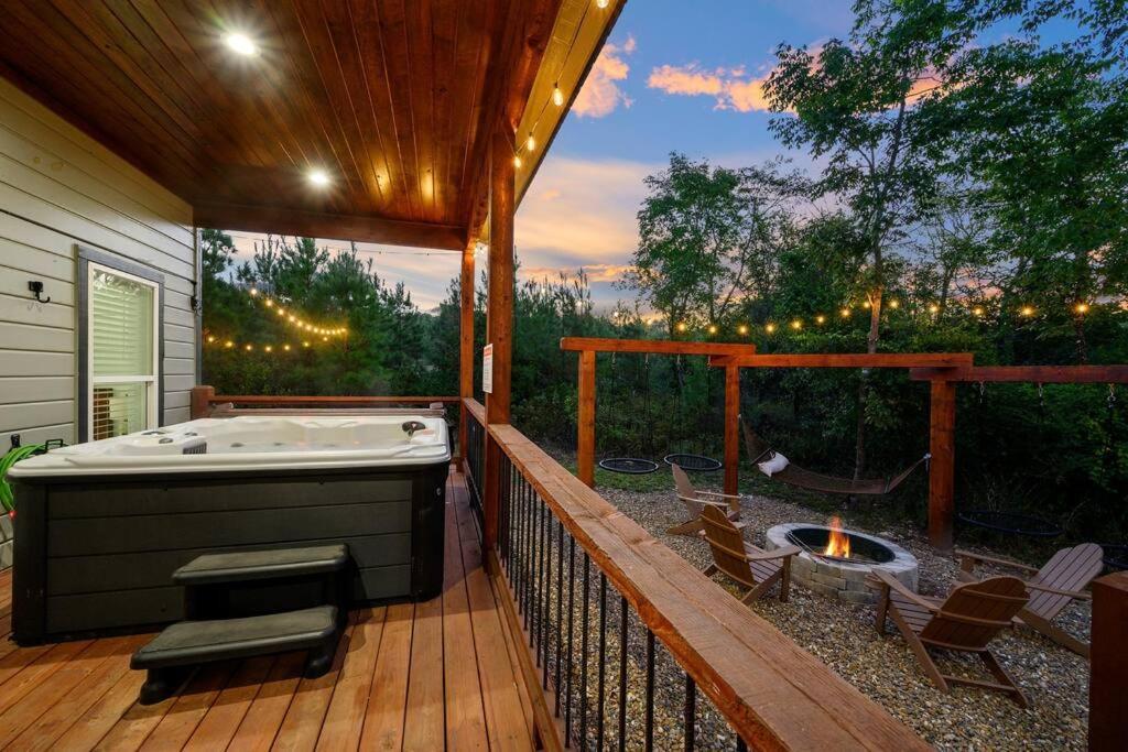 Under The Stars - Secluded, Hot Tub, Firepit, Games Villa Броукън Боу Екстериор снимка